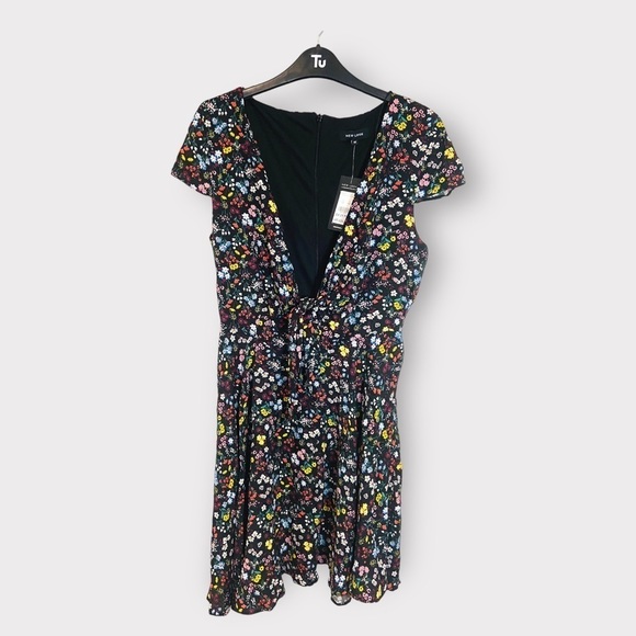 New Look Dresses & Skirts - Ditsy summer floral dress new look size 12